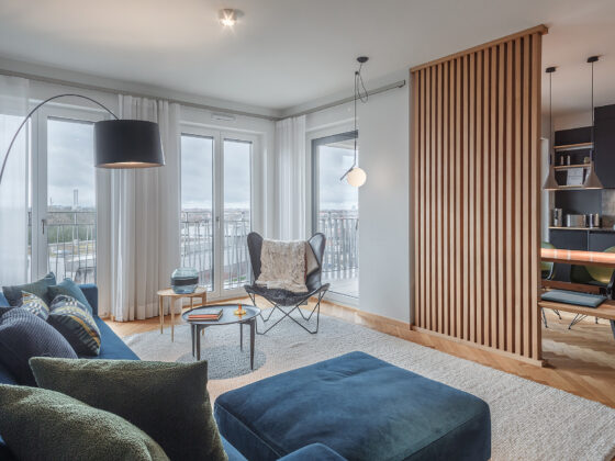 Projekt in der Regerstraße in München // Ansicht Wohnzimmer in Esszimmer
